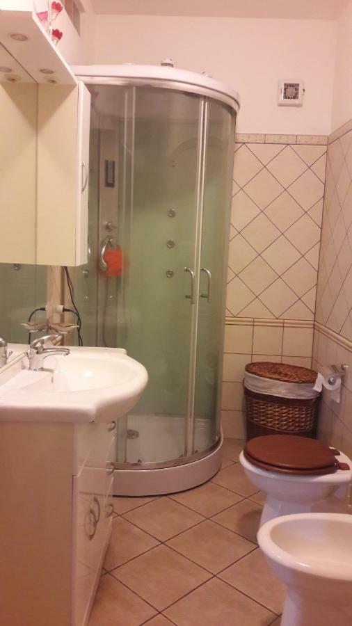 Ferienwohnung Residenza Monteleone Ardore Marina Exterior foto